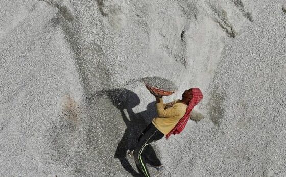 petrol-dogalgaz-ve-su-krizinden-sonra-dunyayi-bekleyen-yeni-tehlike-kum-savaslari